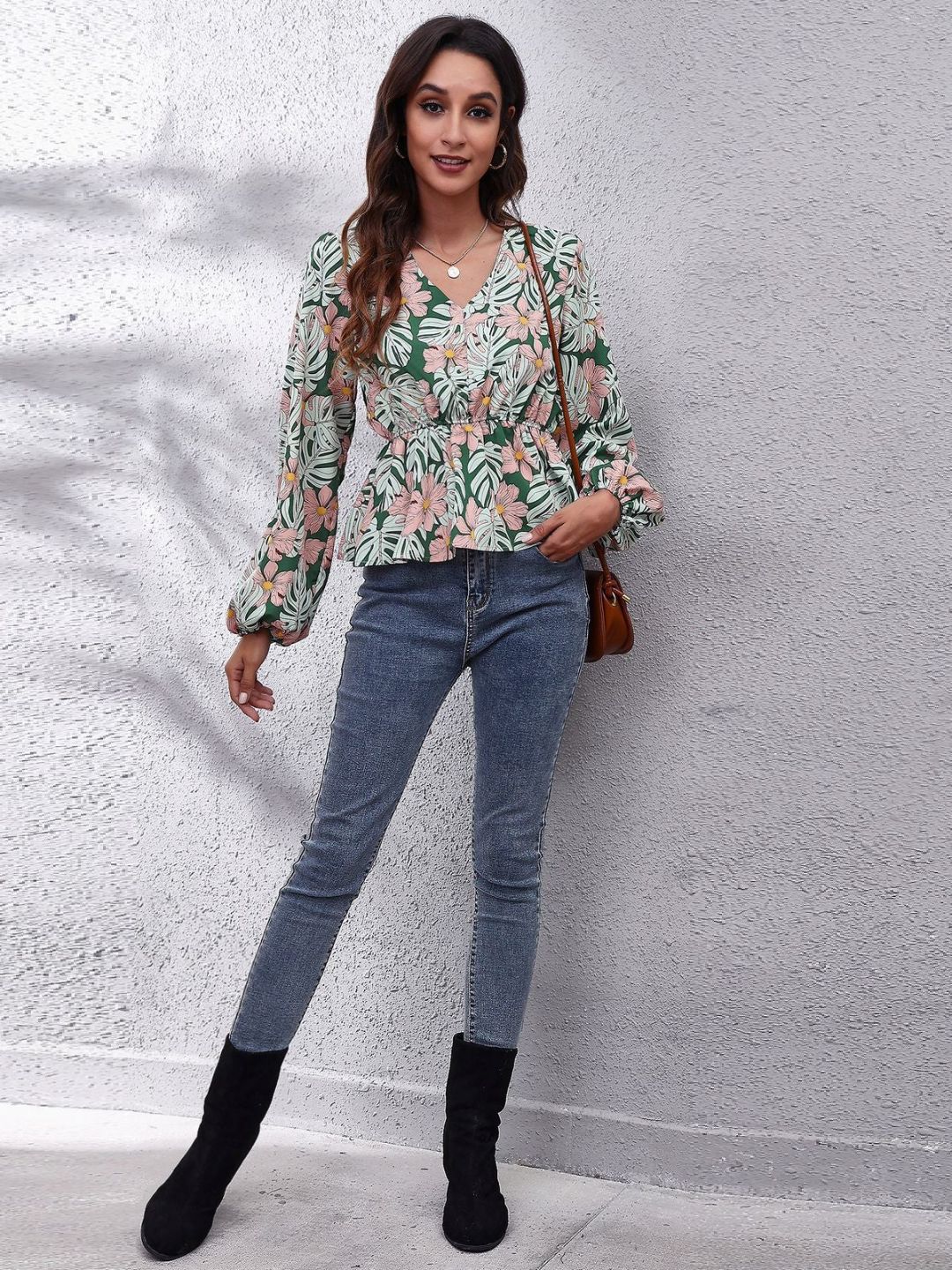 Women Multicolored Floral Print V-Neck Long Sleeve Cinched Waist Top