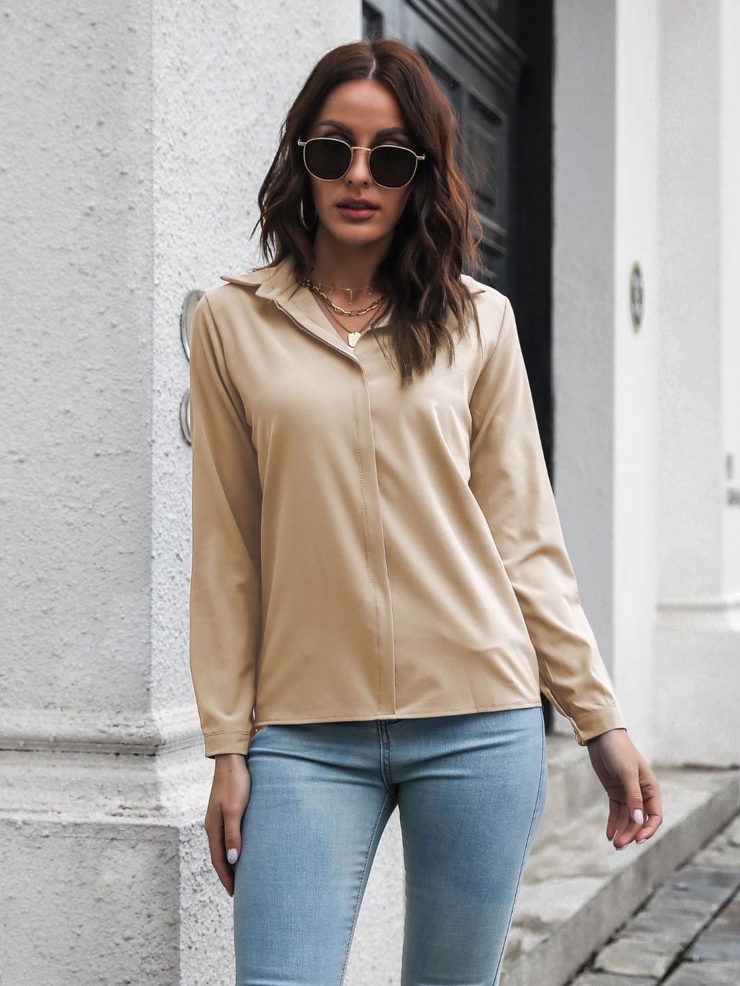 Women Cuffed Long Sleeves Shirt Style Top