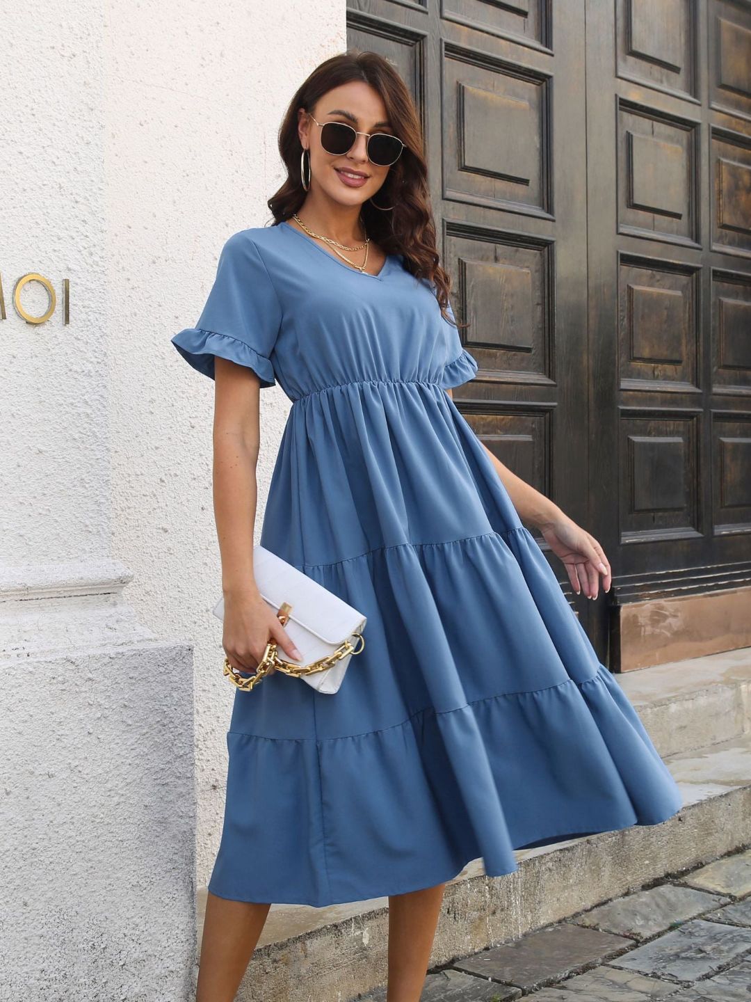 Ruffled Short Sleeves V-Neck Layelarge Swing Dress