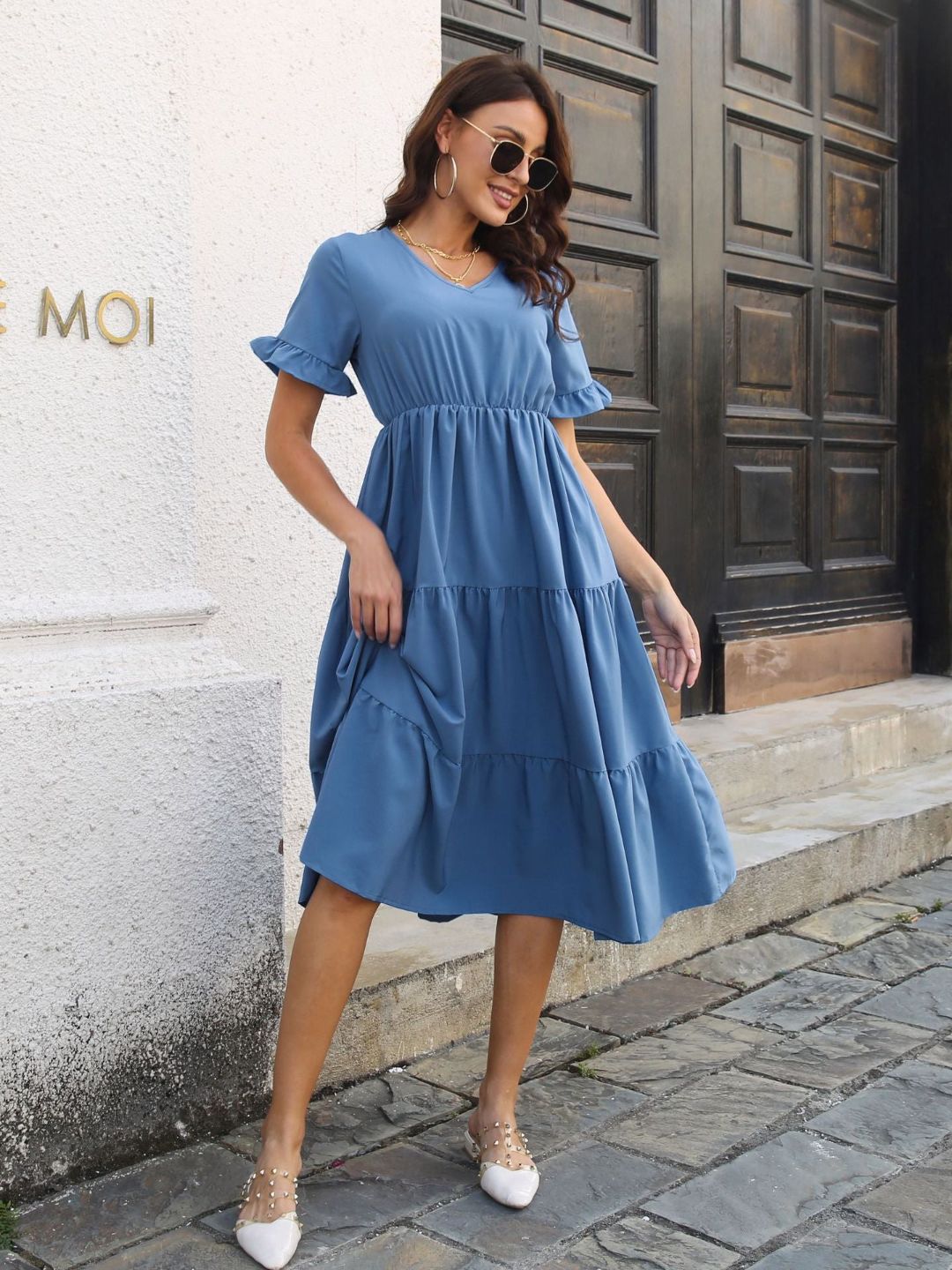 Ruffled Short Sleeves V-Neck Layelarge Swing Dress