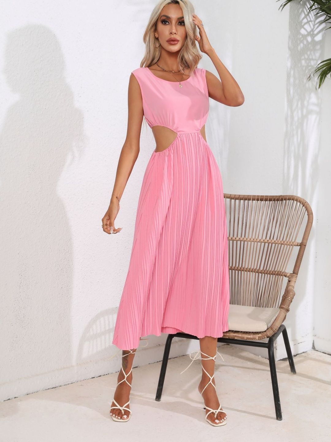 Hollowed Out Waist Pleated Dress Sleeveless Dress