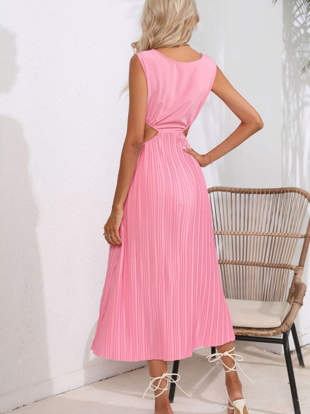Hollowed Out Waist Pleated Dress Sleeveless Dress