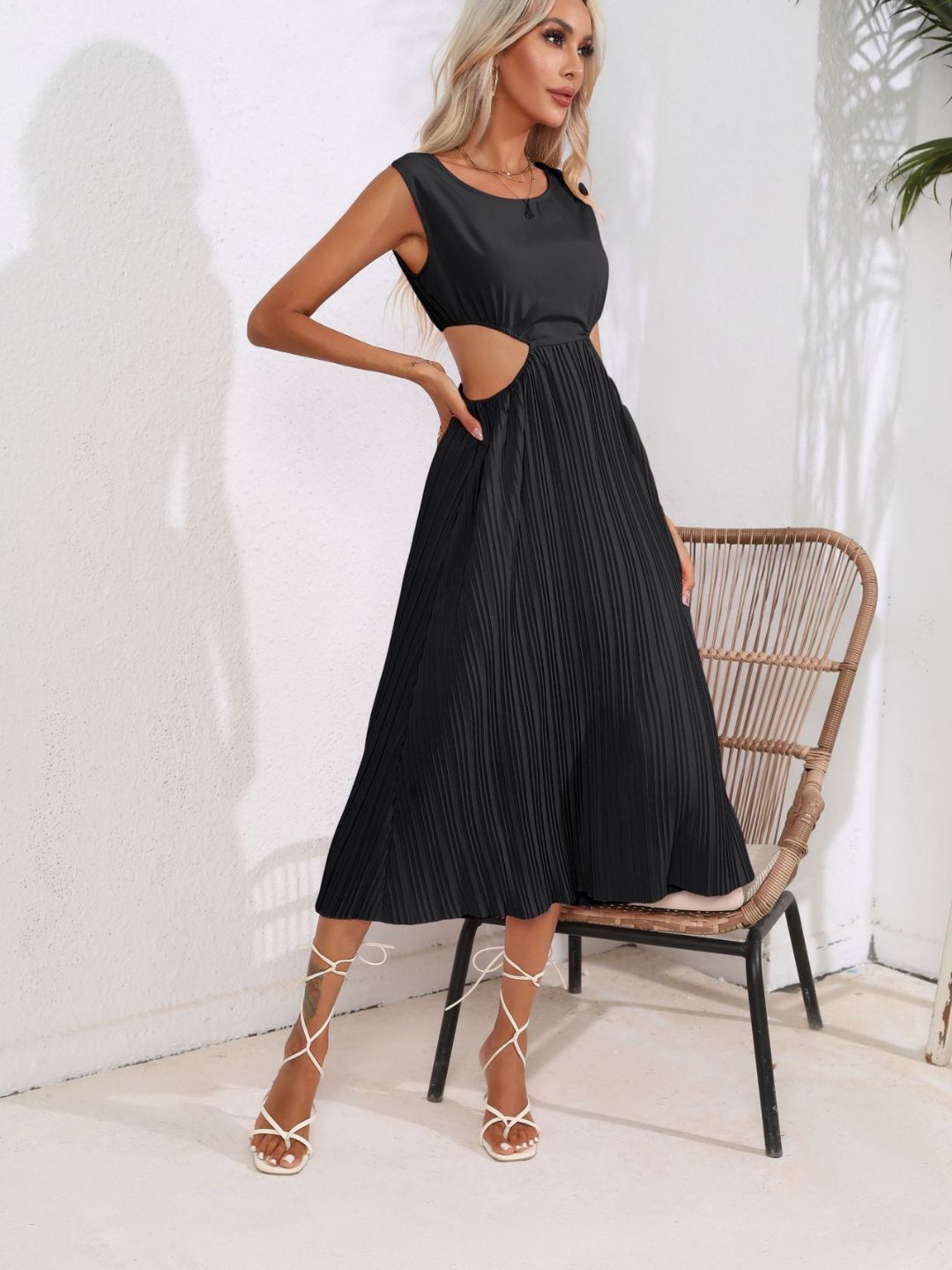 Hollowed Out Waist Pleated Dress Sleeveless Dress